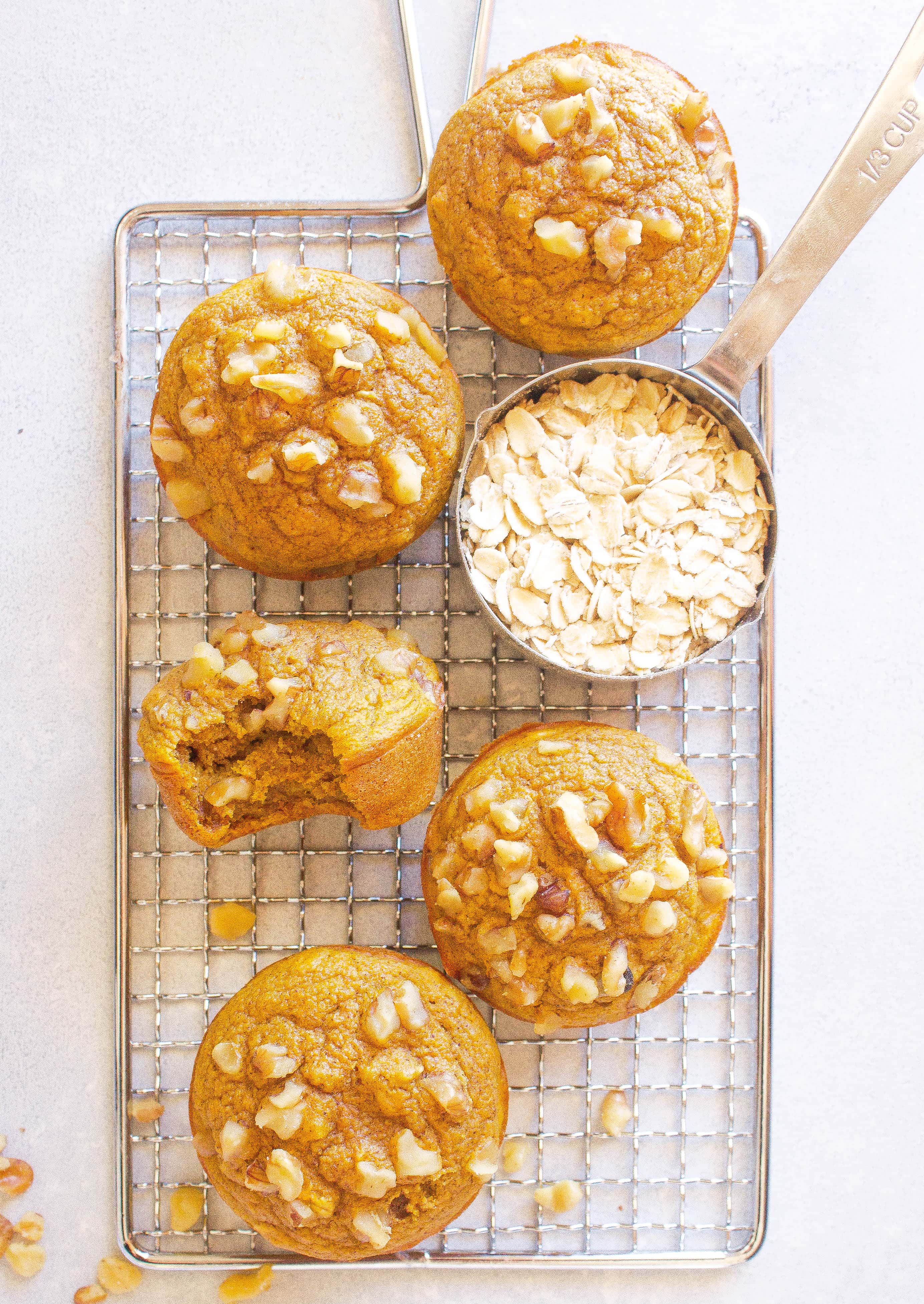 Healthy Pumpkin Oat Muffins