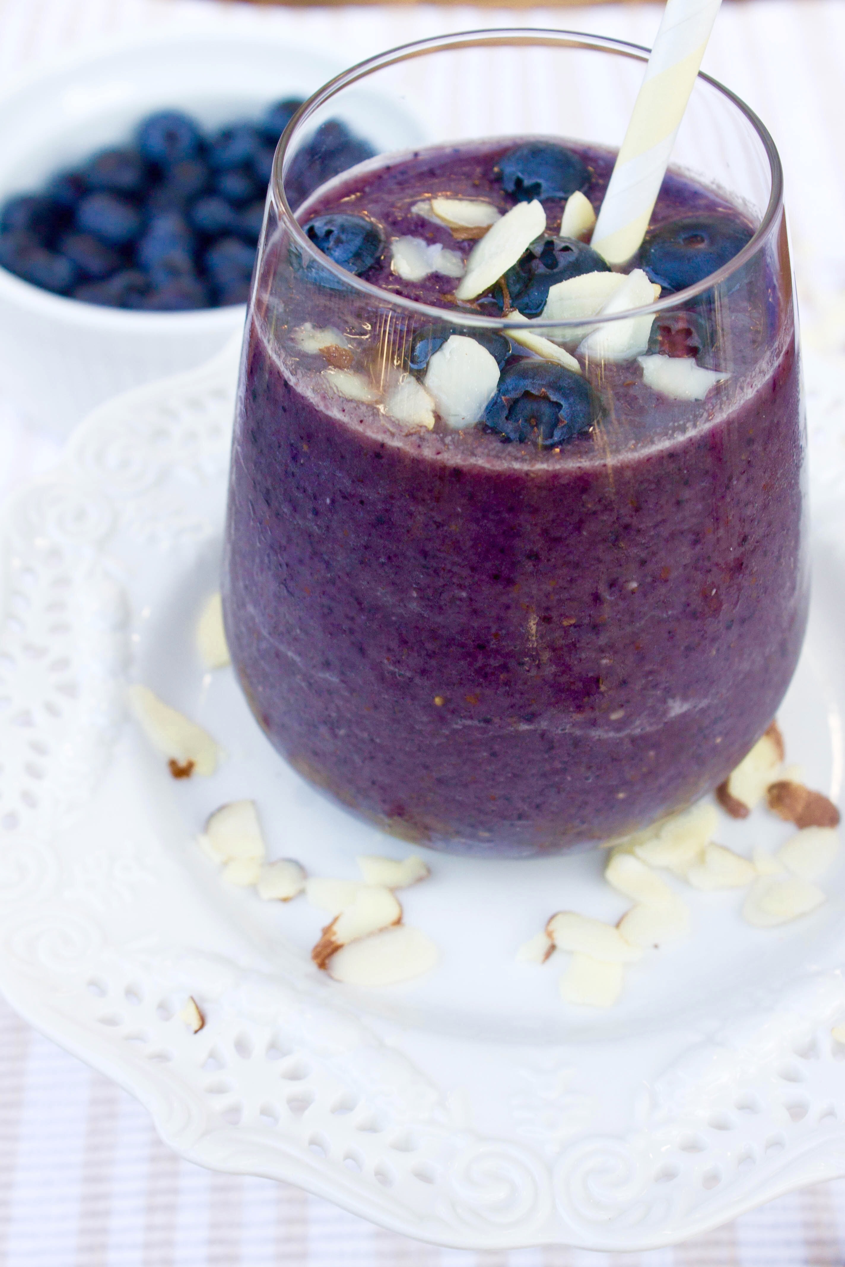 Healthy Blueberry Muffin Smoothie