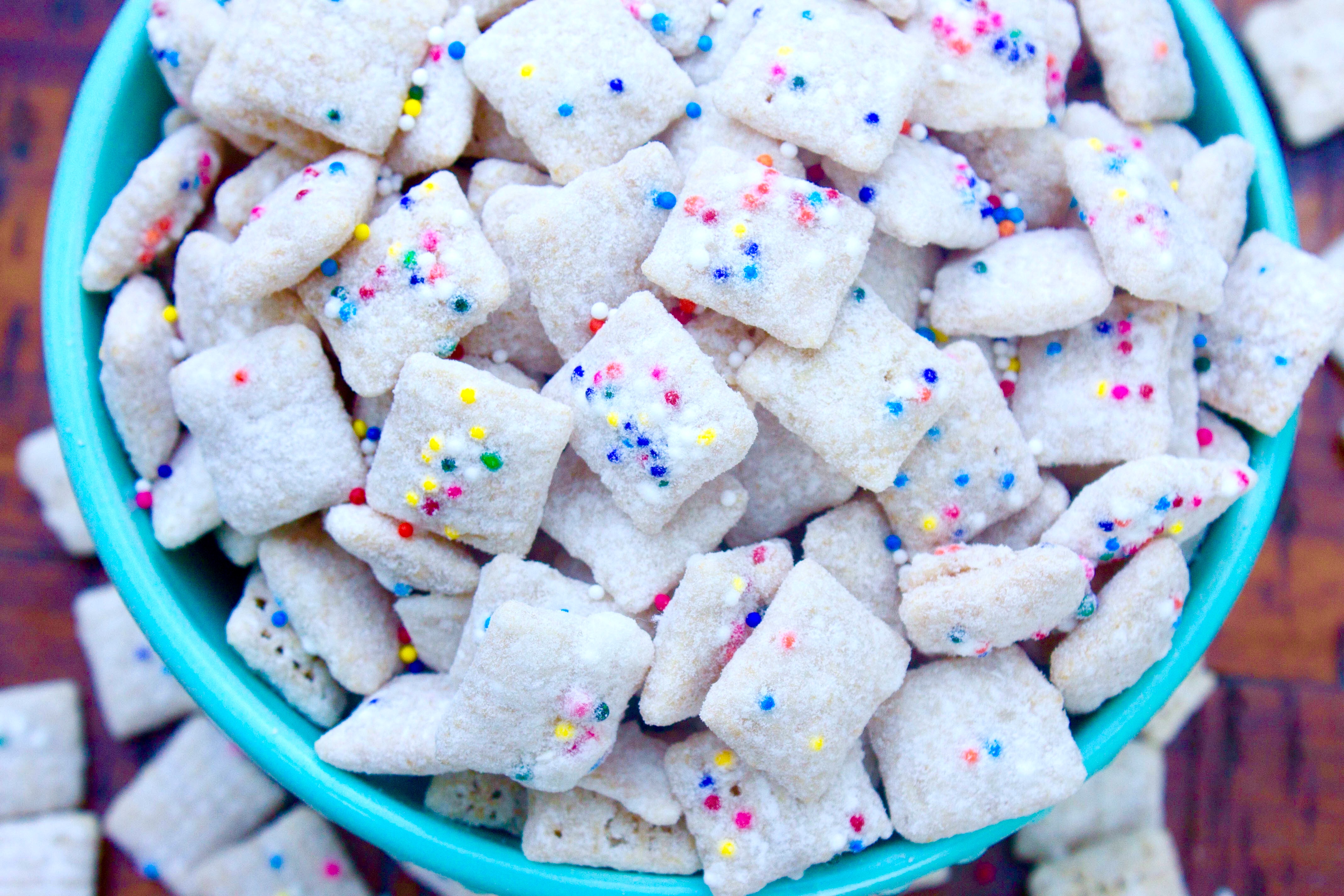 Cupcake Muddy Buddies