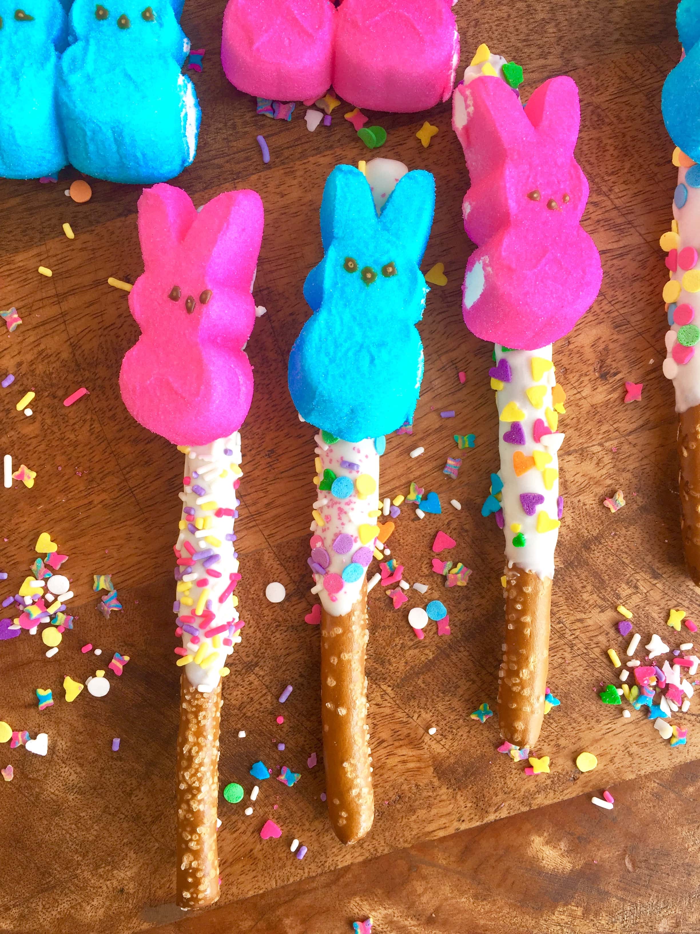 Easter Bunny Peep Pops