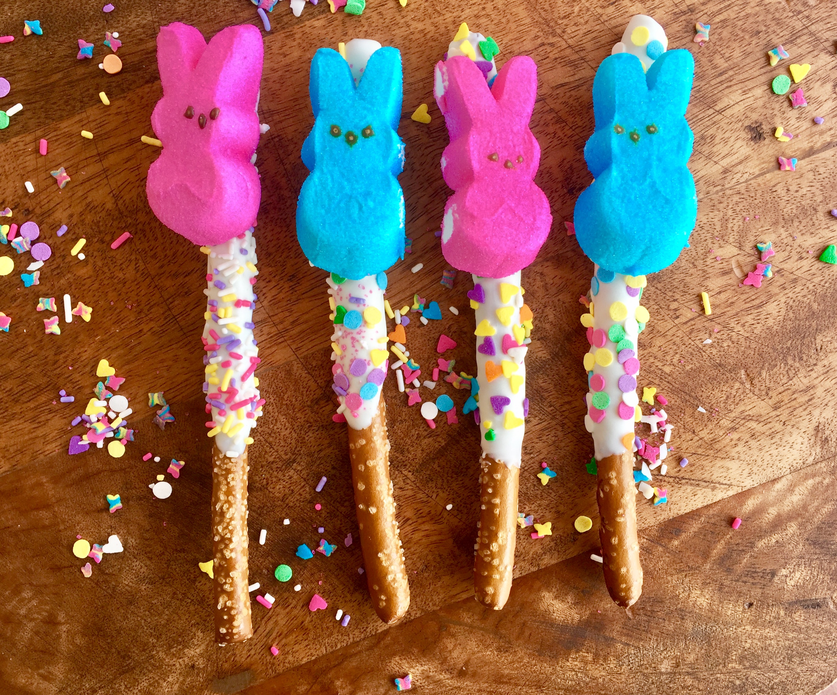 Easter Bunny Peep Pops