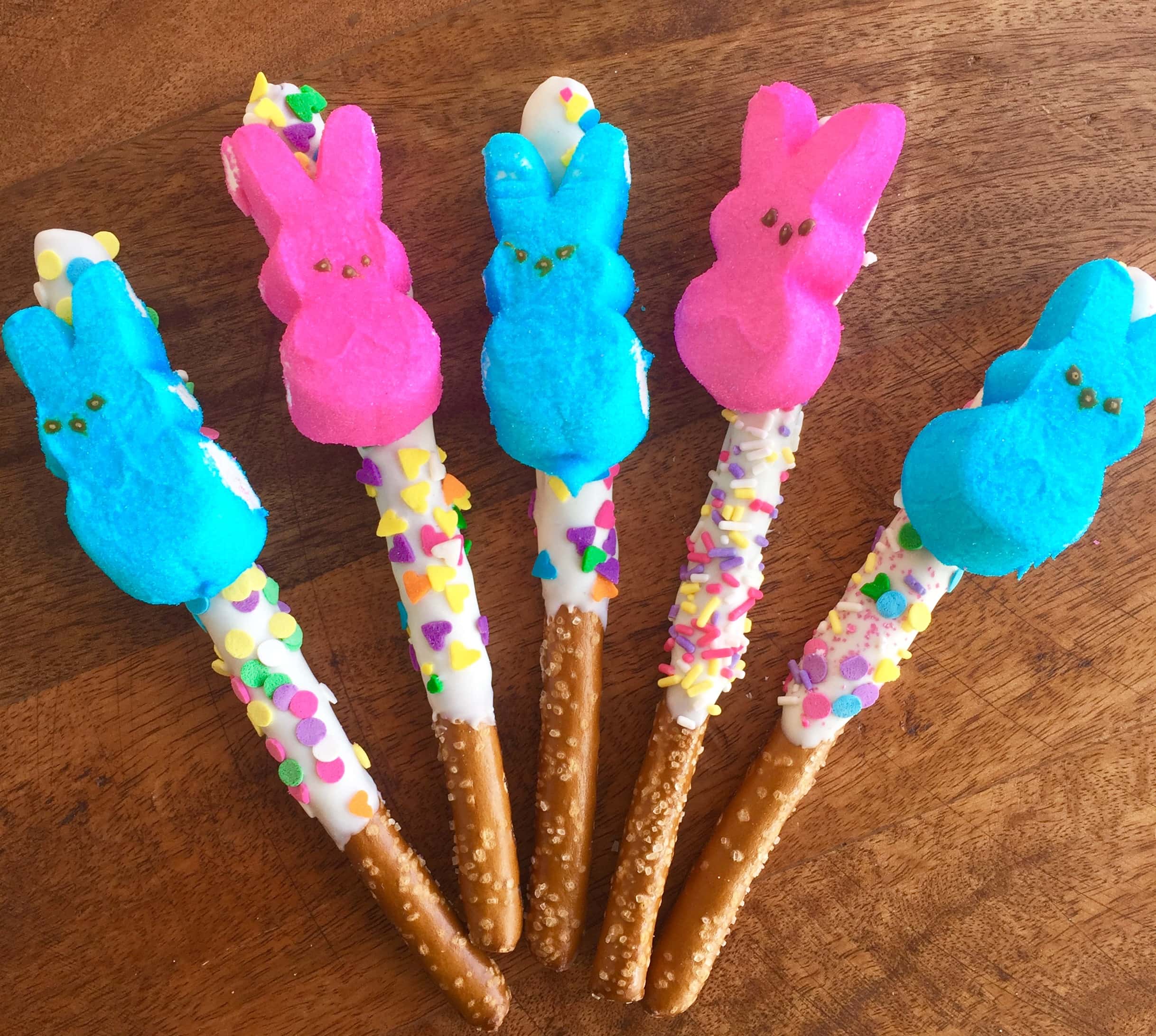 Easter Bunny Peep Pops