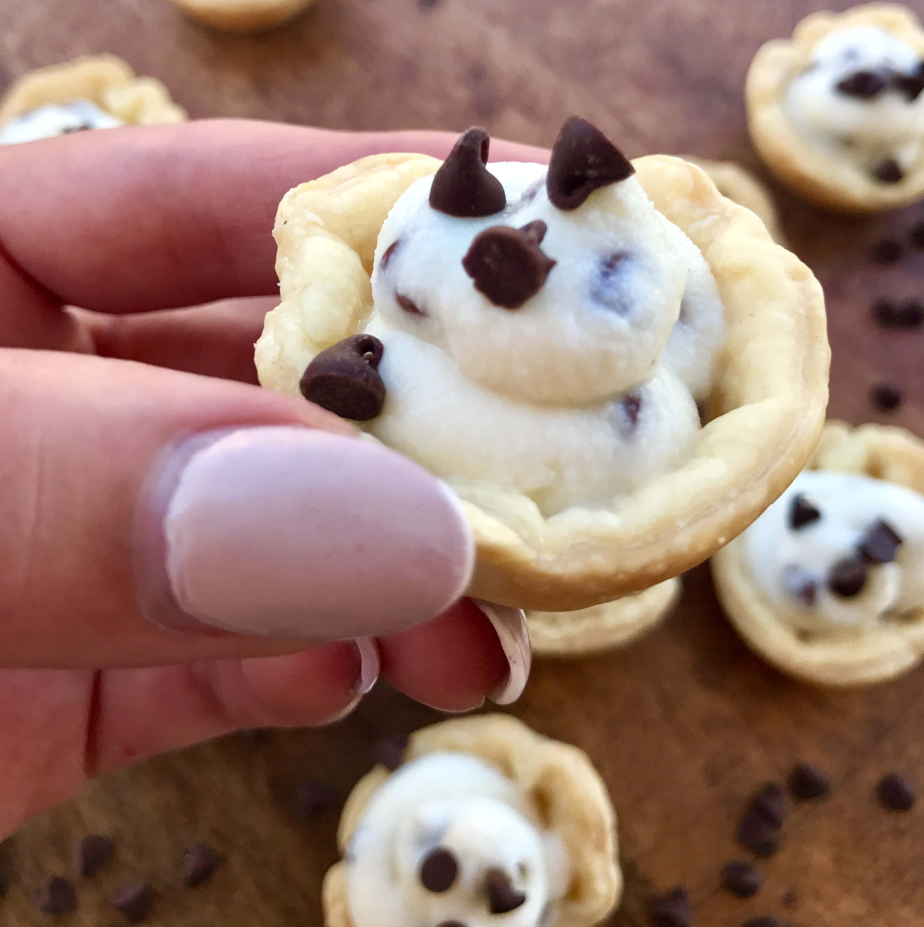 mini cannoli bites