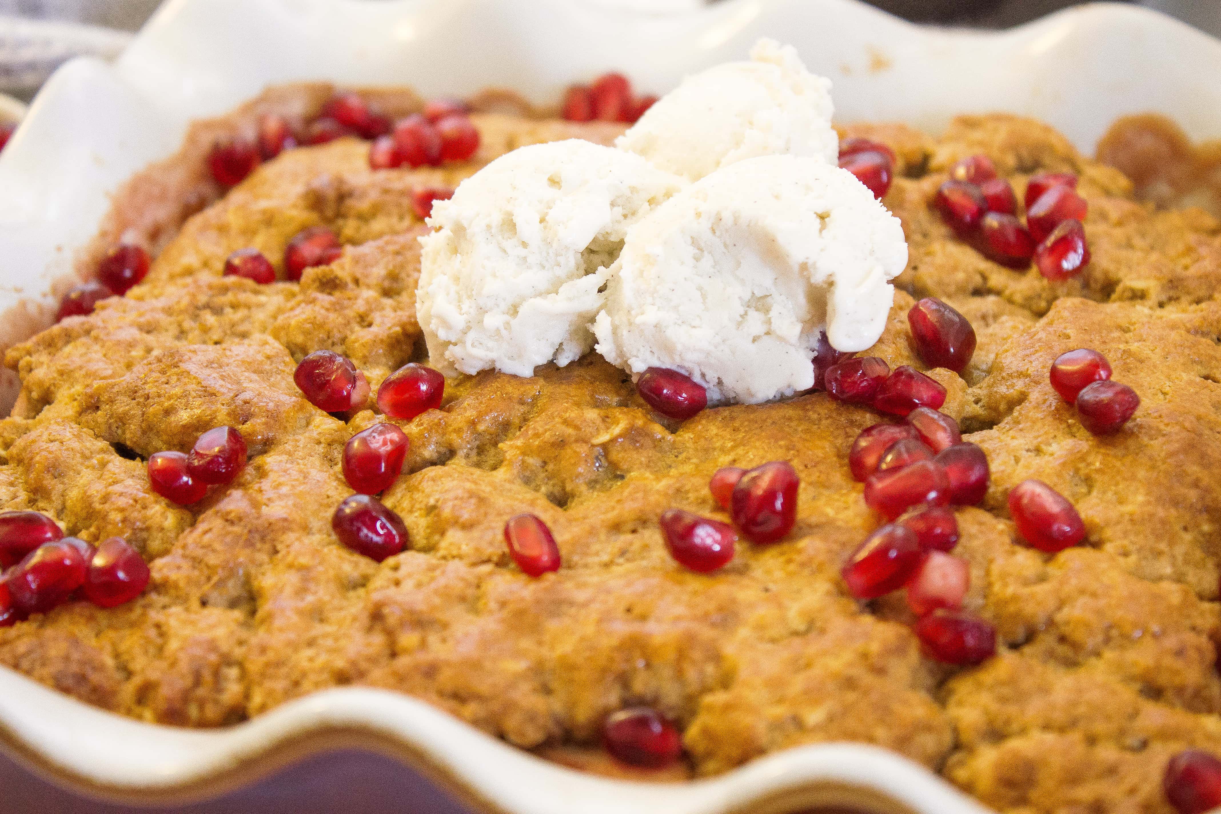 Healthy Pomegranate Apple Cobbler