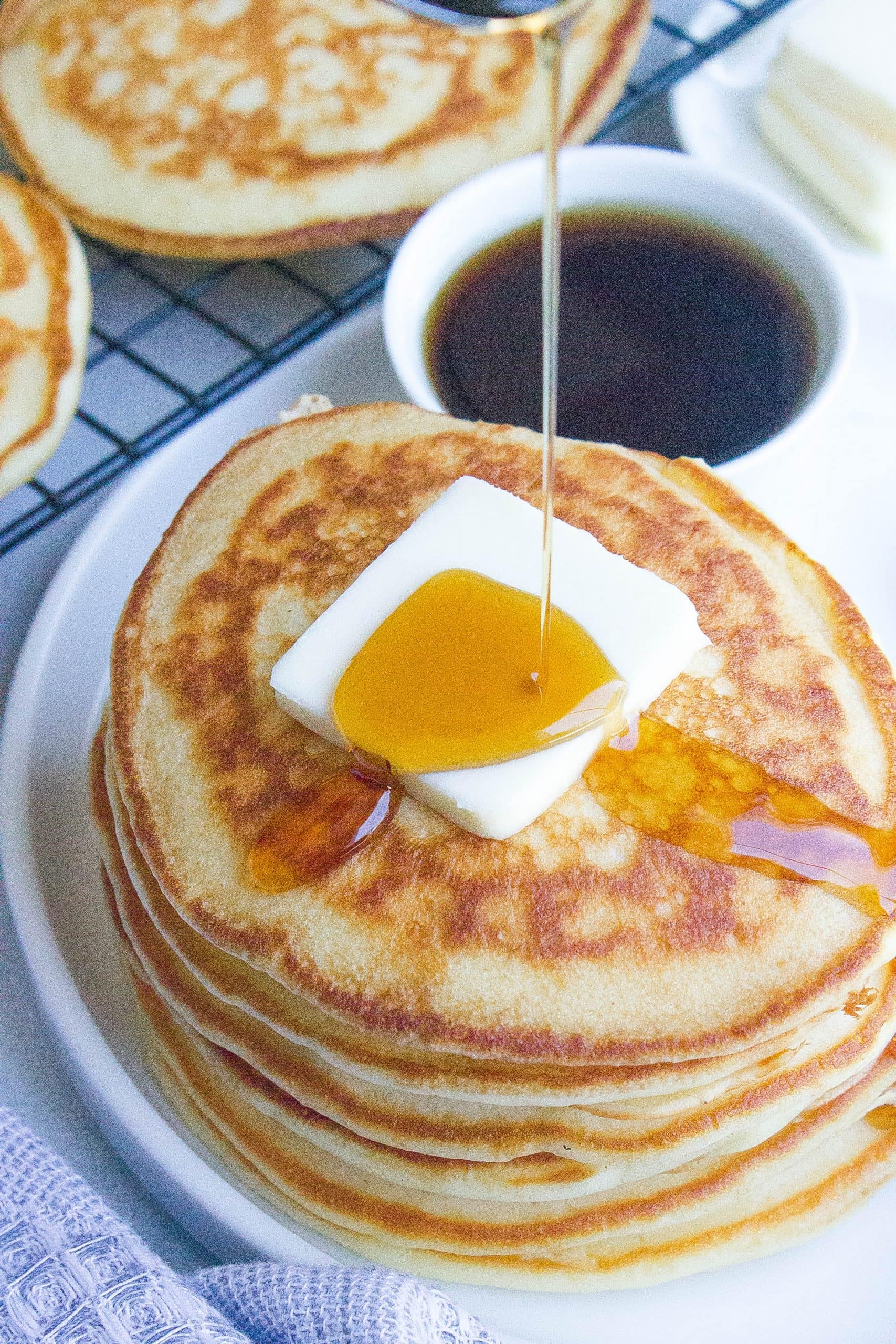 Fluffy Vanilla Yogurt Pancakes