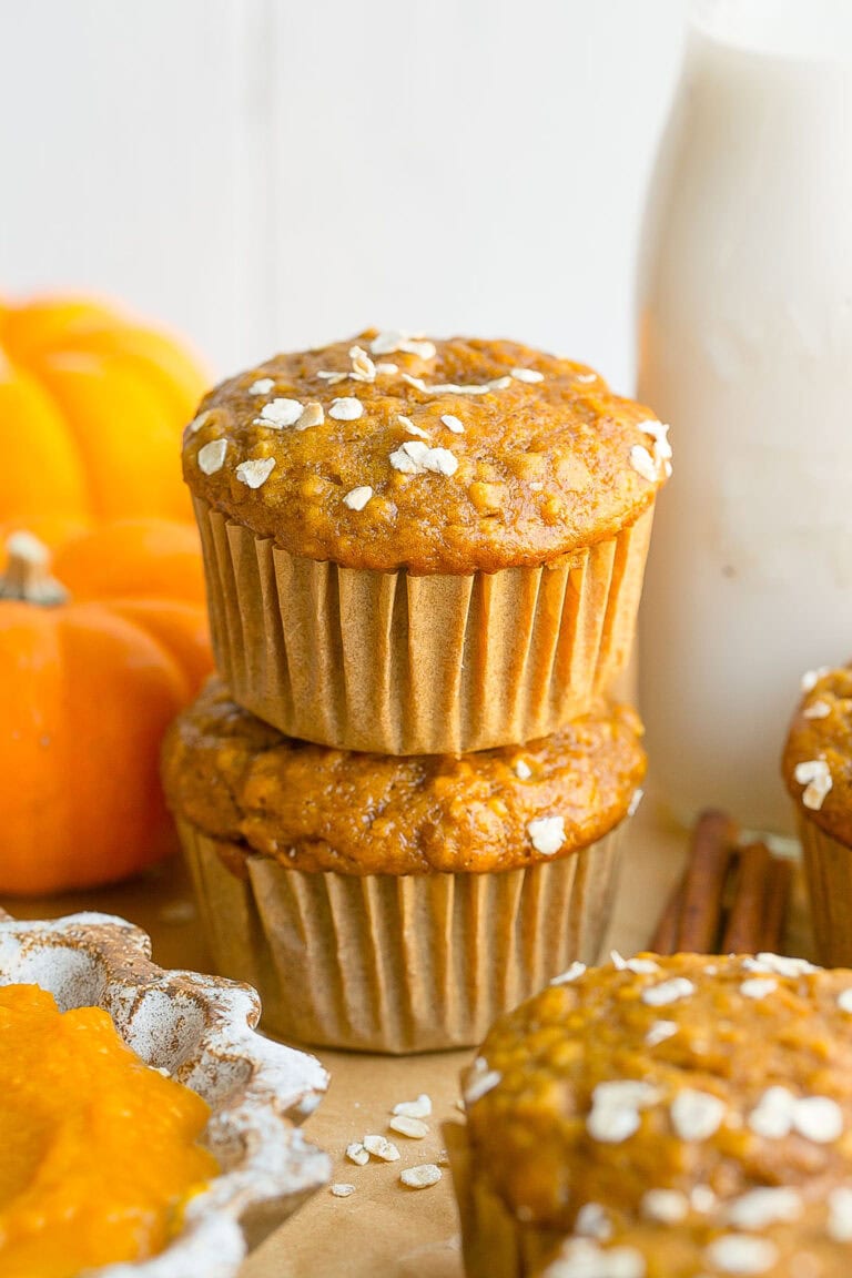 Healthy Pumpkin Oat Muffins