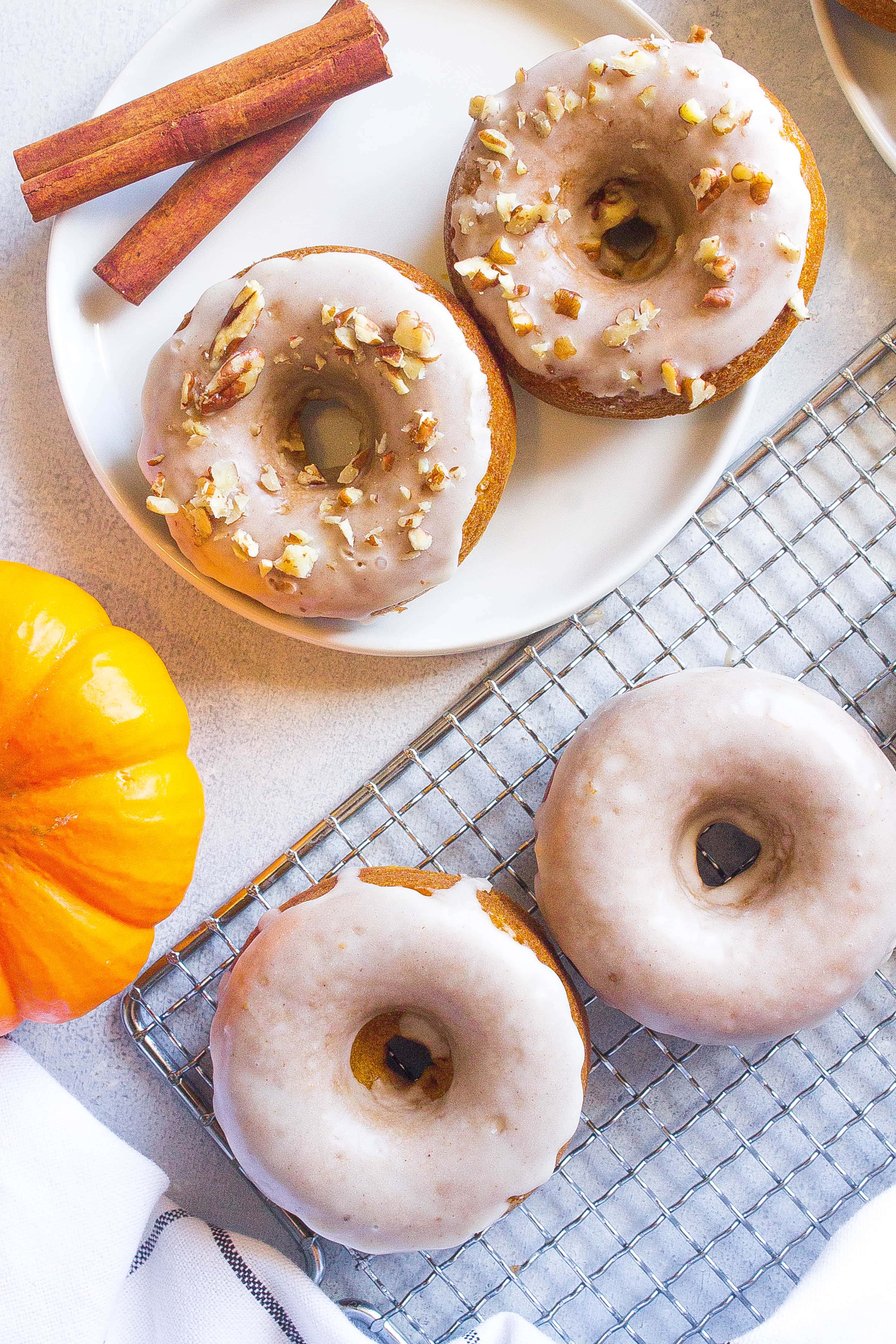 Baked Pumpkin Spice Donuts