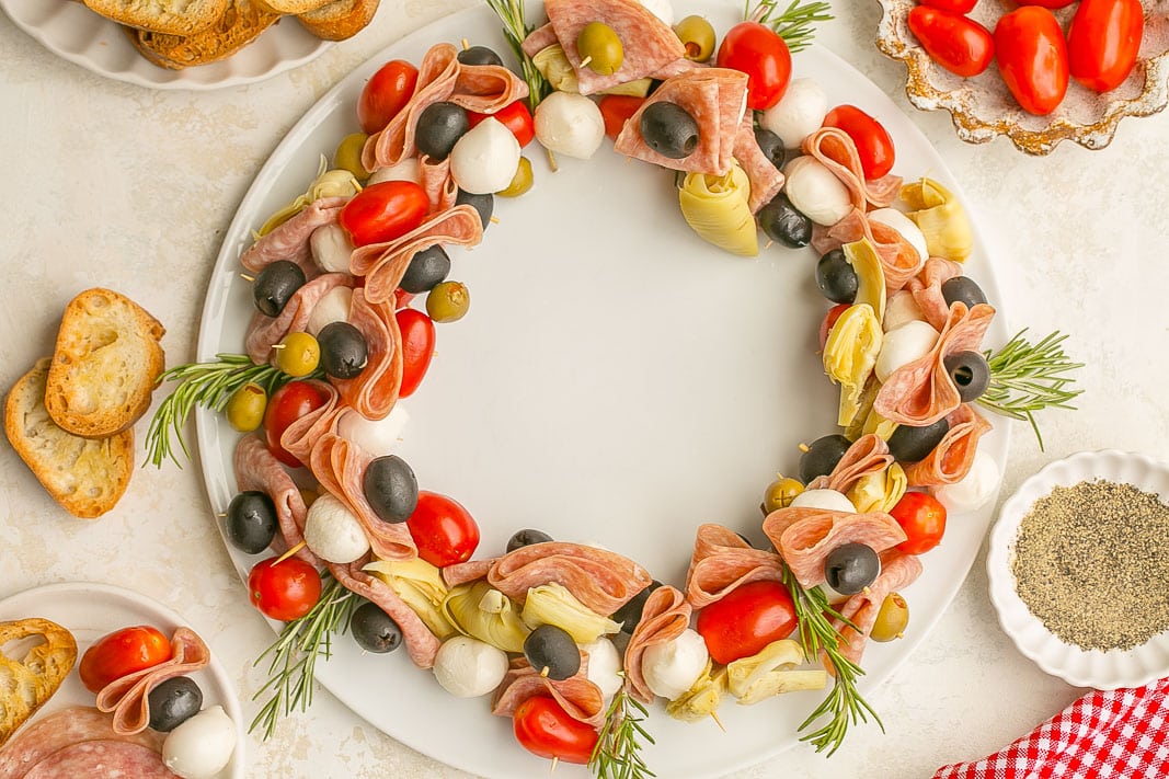 Antipasto Christmas Wreath with crositini. 