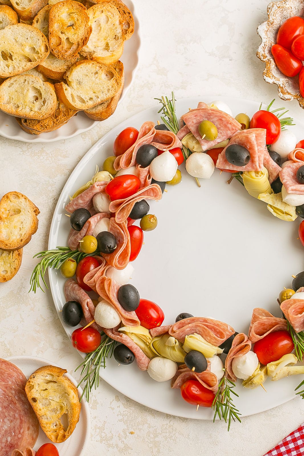 Antipasto Christmas Wreath.