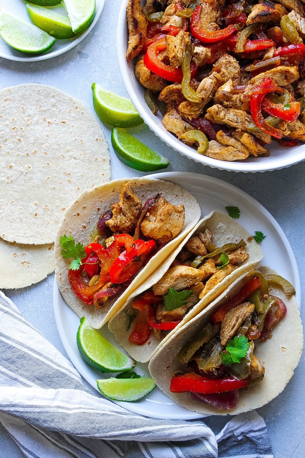 Easy Cleanup Chicken Fajitas - Kathryn's Kitchen