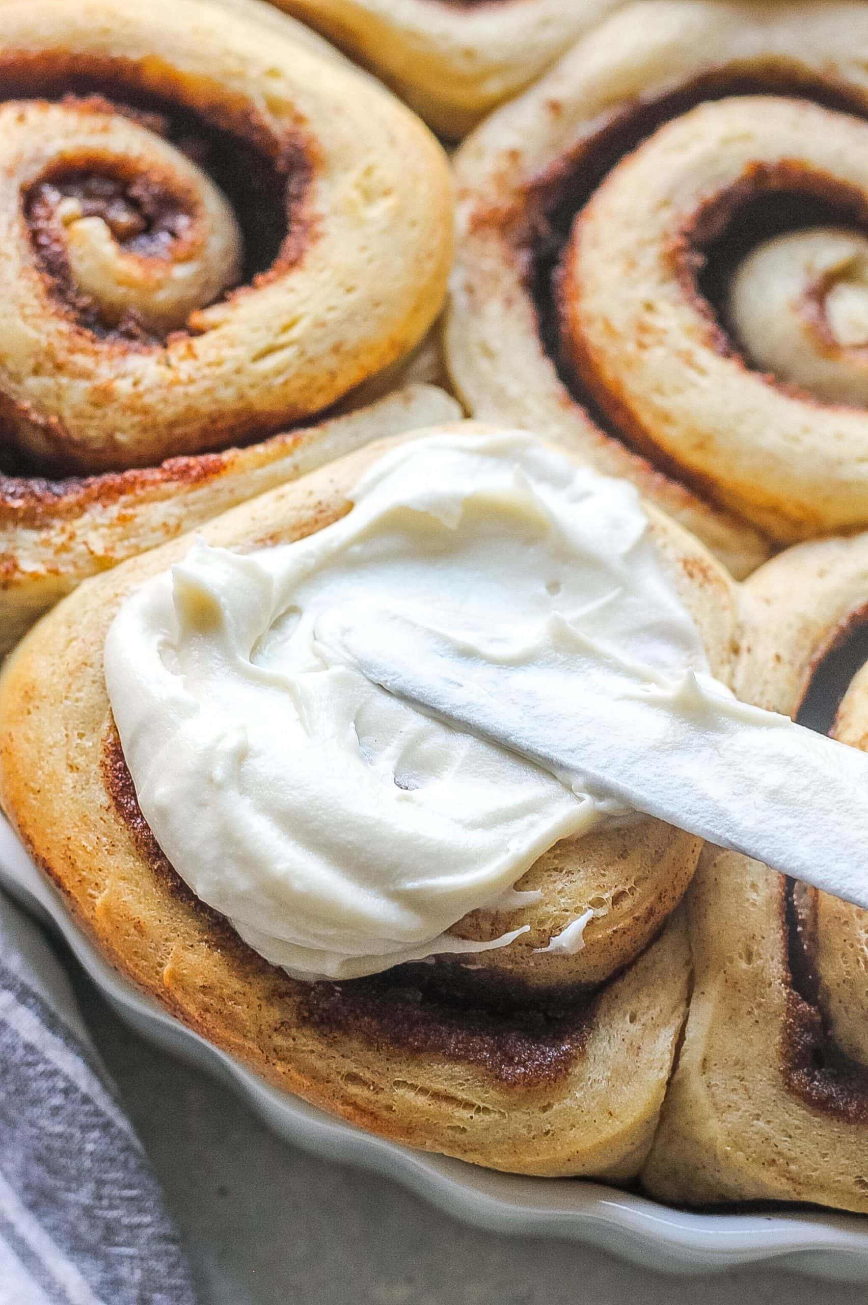 cinnamon roll with frosting