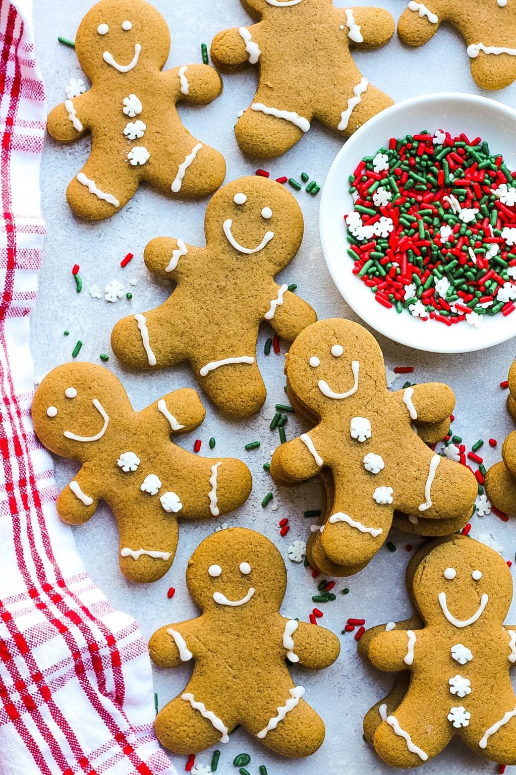 the-best-gingerbread-men-cookie-recipe-soft-chewy