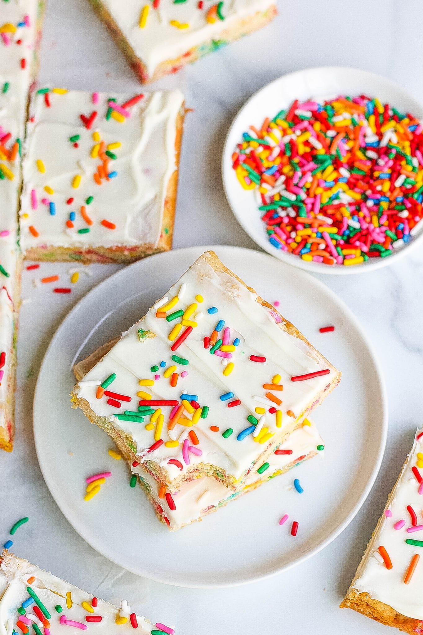 Funfetti Cake Mix Cookie Bars - Kathryn's Kitchen