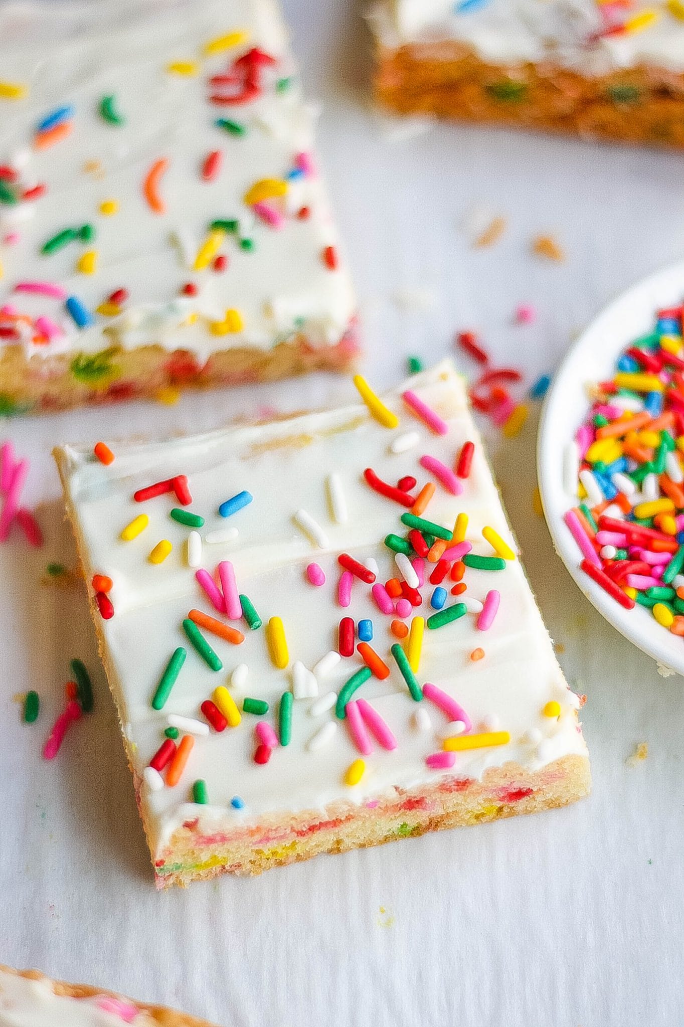 Funfetti Cake Mix Cookie Bars - Kathryn's Kitchen