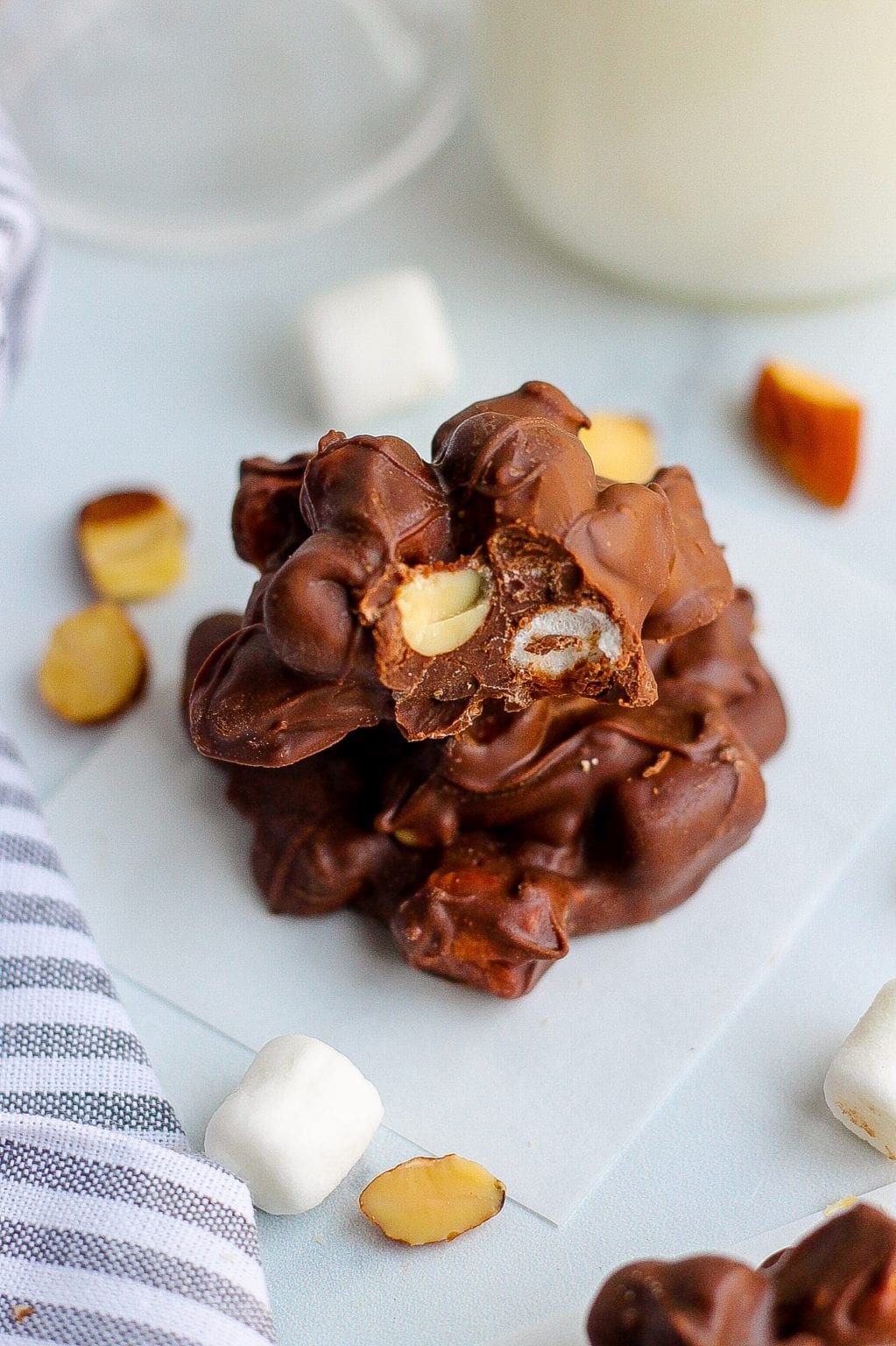 Rocky Road Candy Clusters (5 Ingredient Recipe)