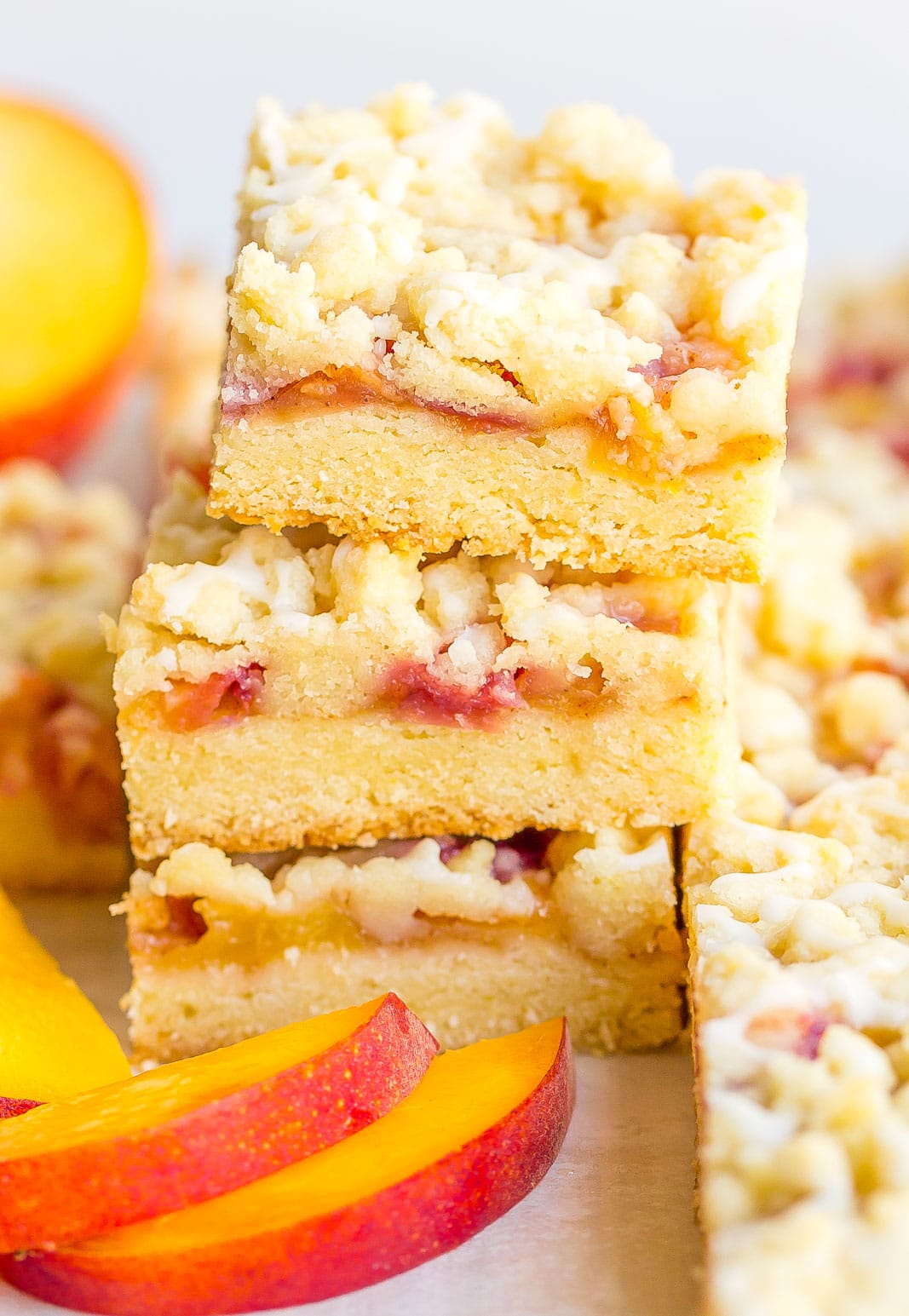 fresh peach bars with crumble topping