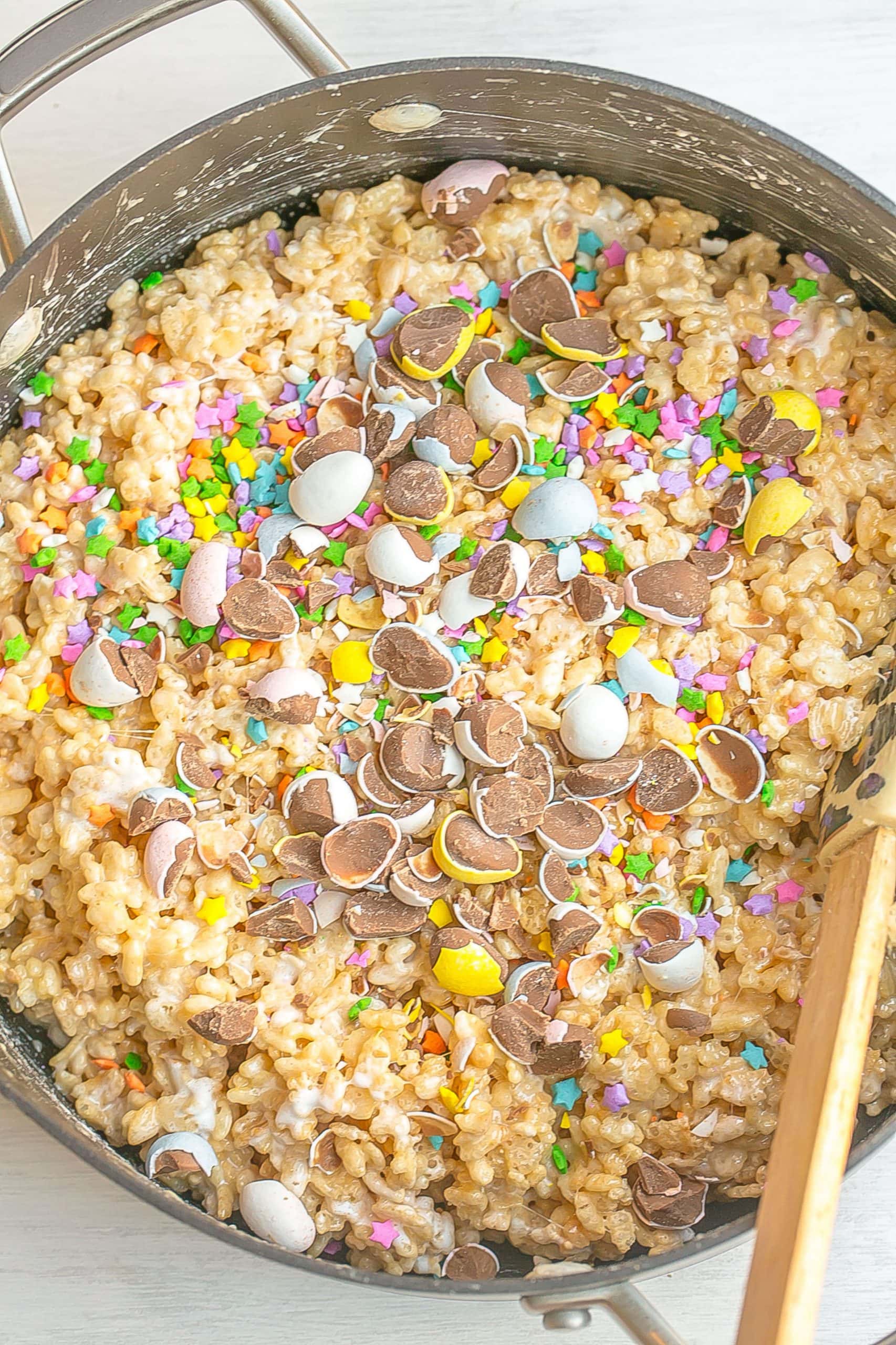 How to make Easter Rice Krispies.
