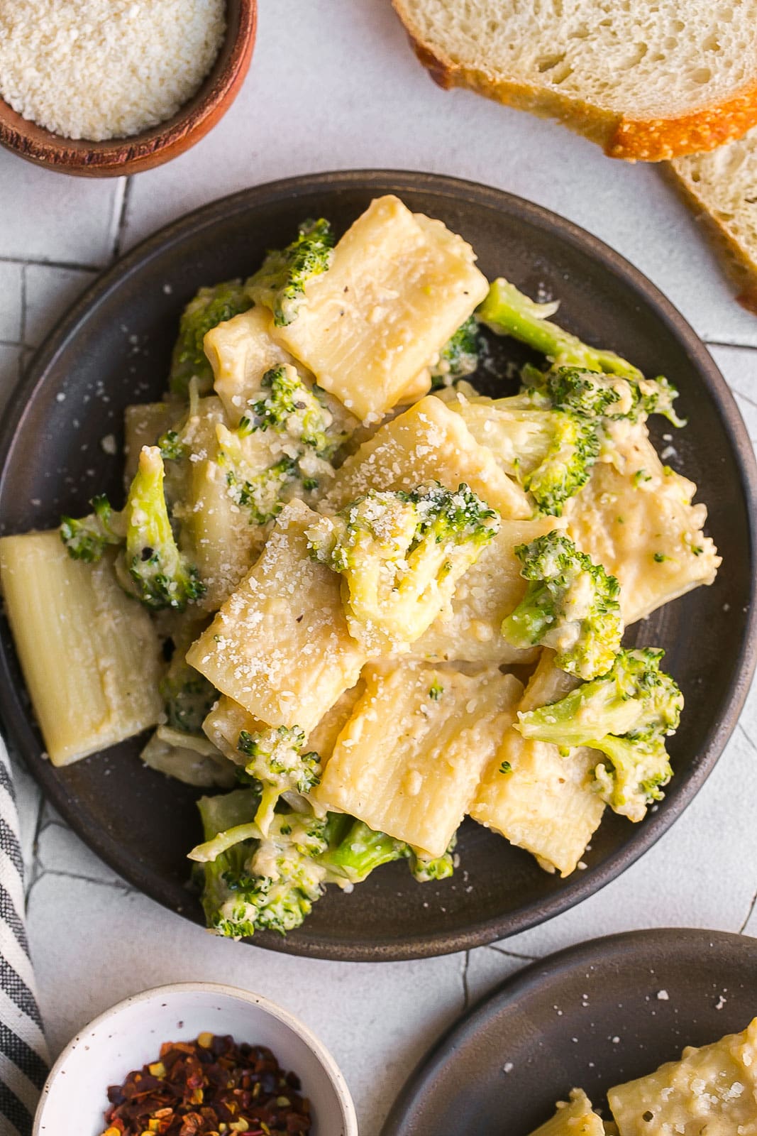 Broccoli and pasta in a cheese sauce.