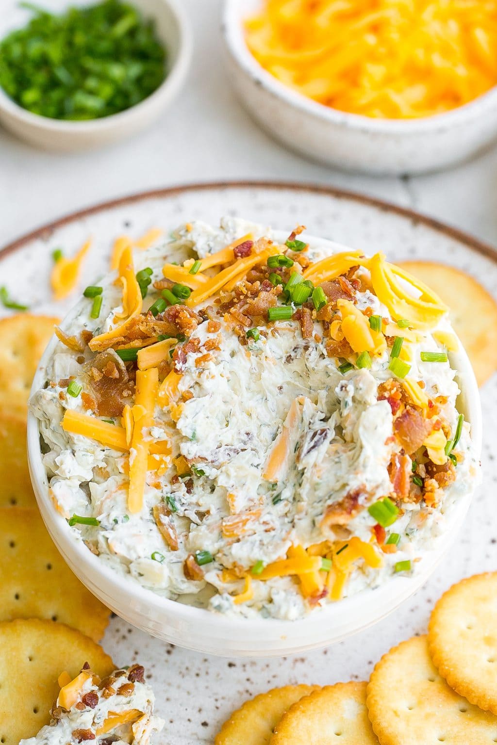 Bacon Cheddar Ranch Dip (5 Minute Recipe)