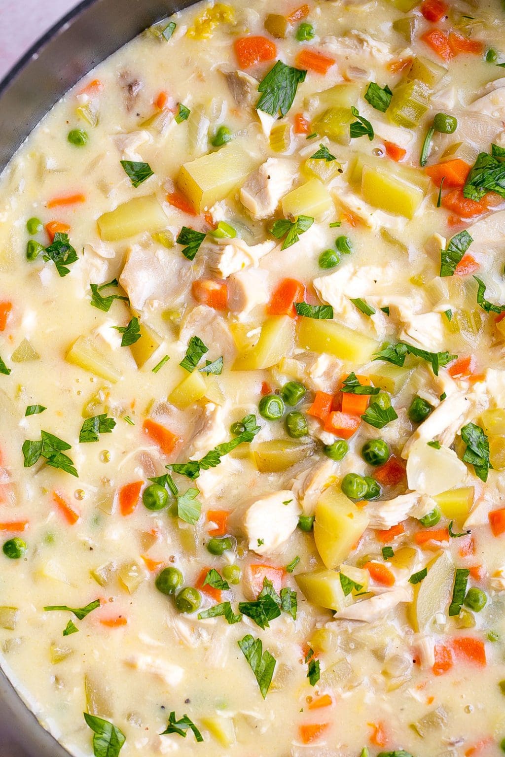 Healthy Chicken Pot Pie Soup (made in less than 30 minutes)