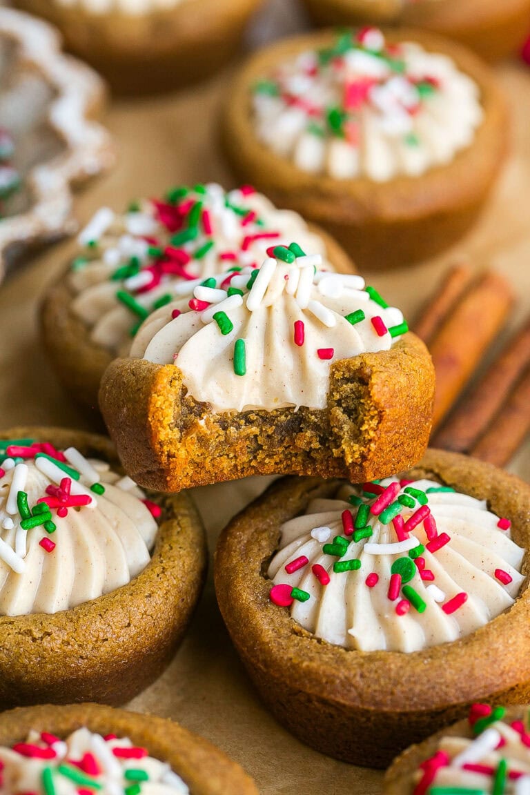 Gingerbread Cheesecake Cookies