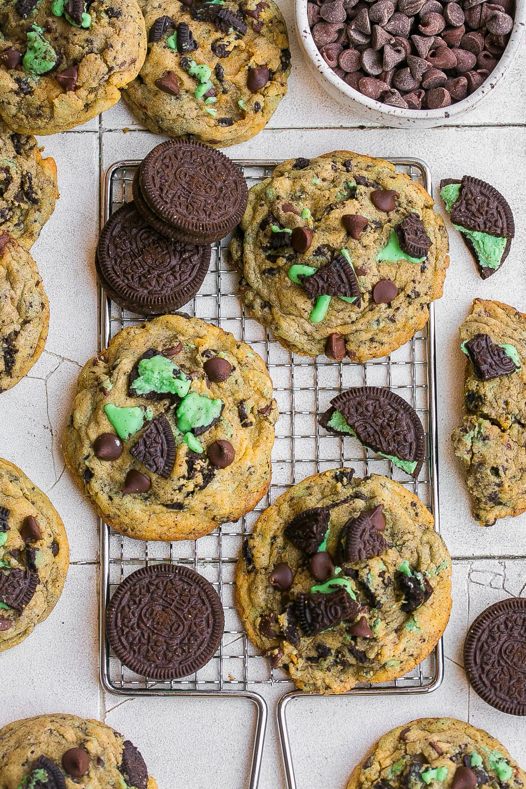 Chocolate chip cookies with mint Oreos.