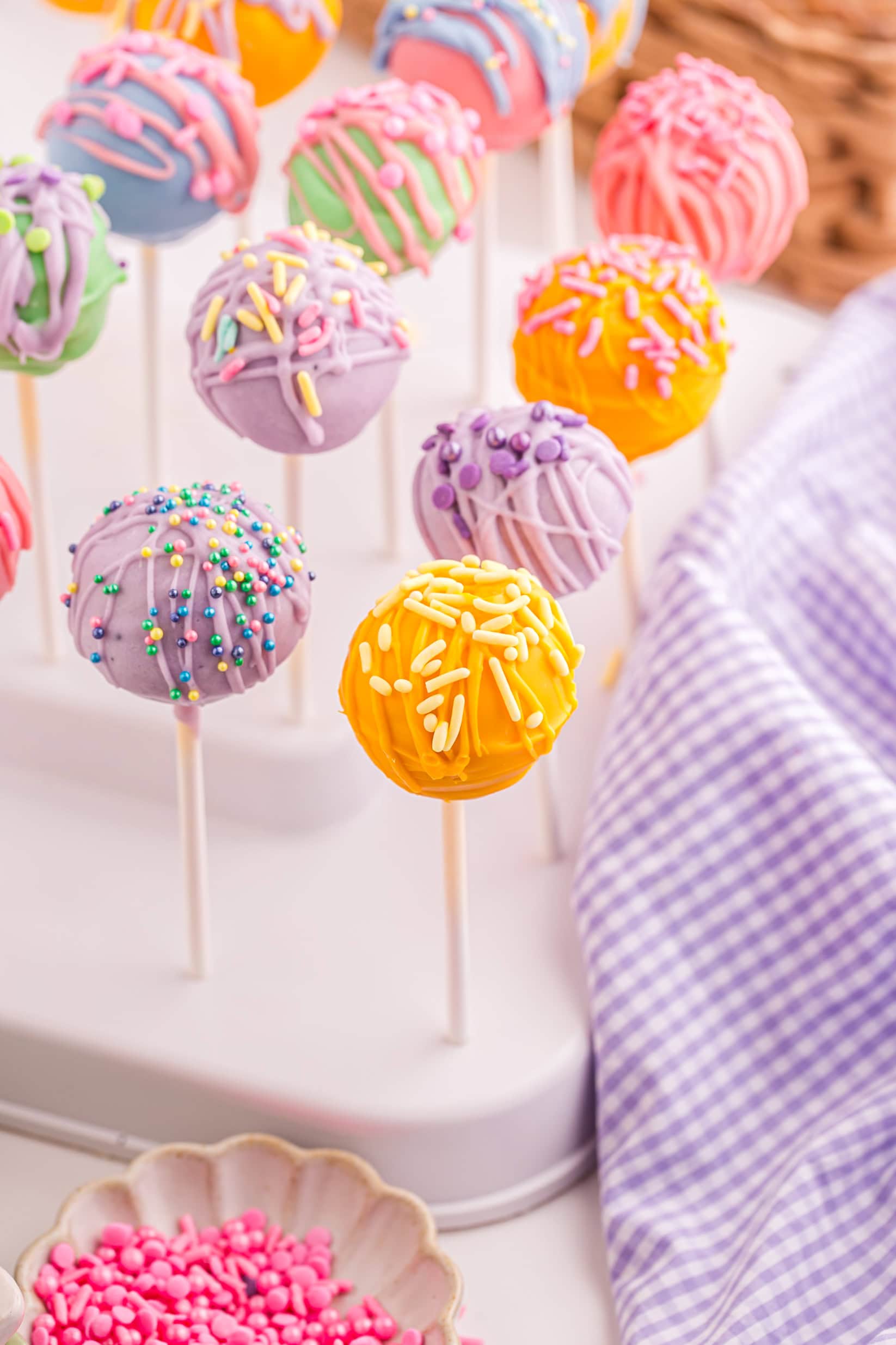 Easter egg themed cake pops.