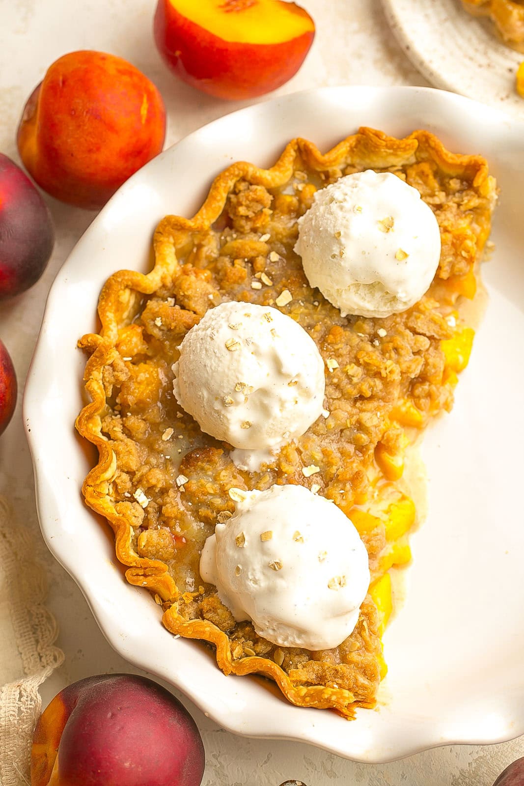 Peach Crumble Pie