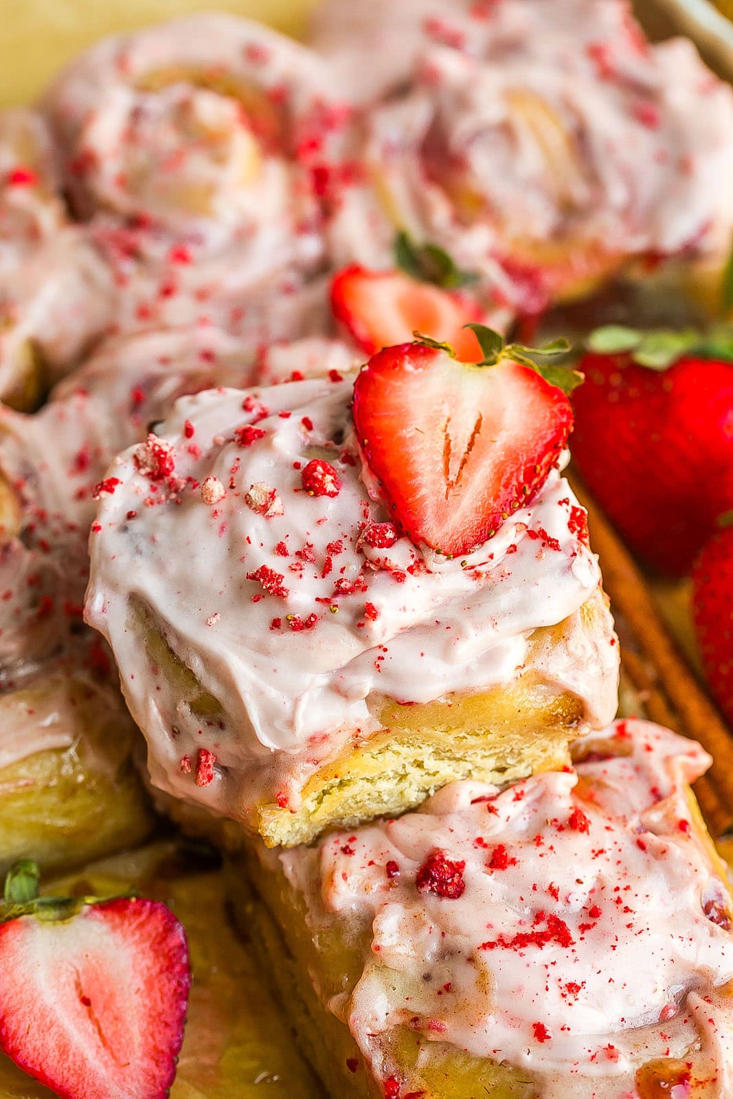 Strawberry Cinnamon Rolls